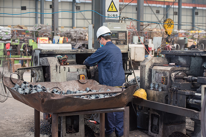 岑溪网架锥头车间